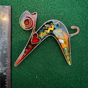 Cat pin